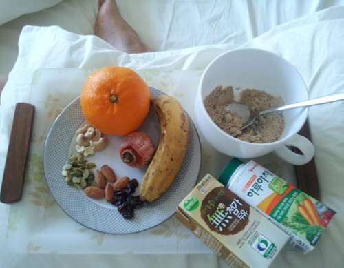 201204211445061001_1