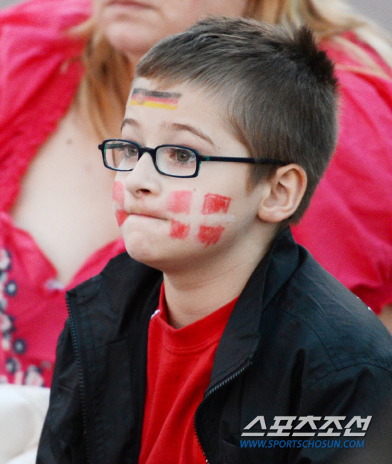 [유로포토] 진지한 폴란드 소년 