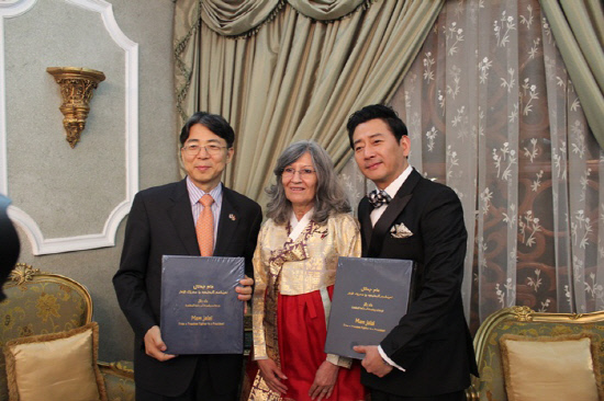 영부인감사패전달(대사님광렬님)