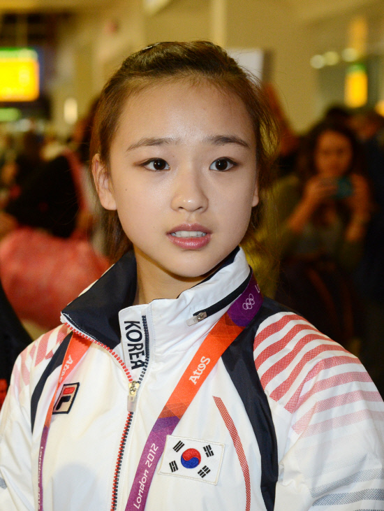 0721손연재런던도착안훈012