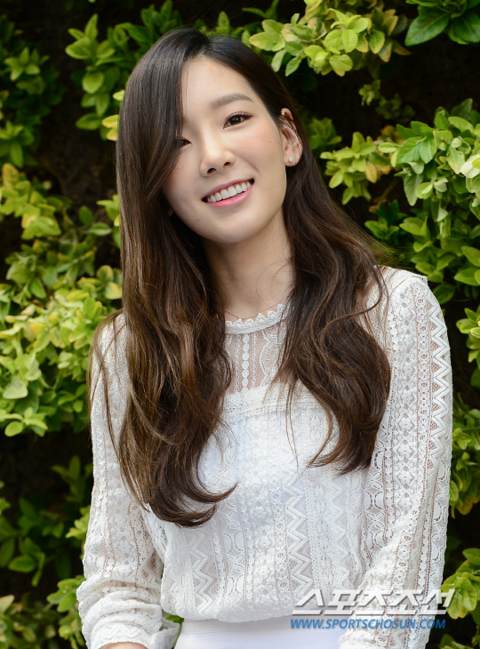 [스타라치] 태연의 낮과 밤, 극과 극 '낮져밤이'패션