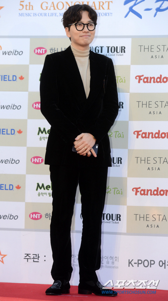 [포토] 이동휘, 가온차트 시상식 왔습니다!