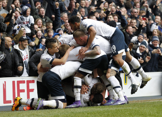 FBL-ENG-PR-TOTTENHAM-ARSENAL