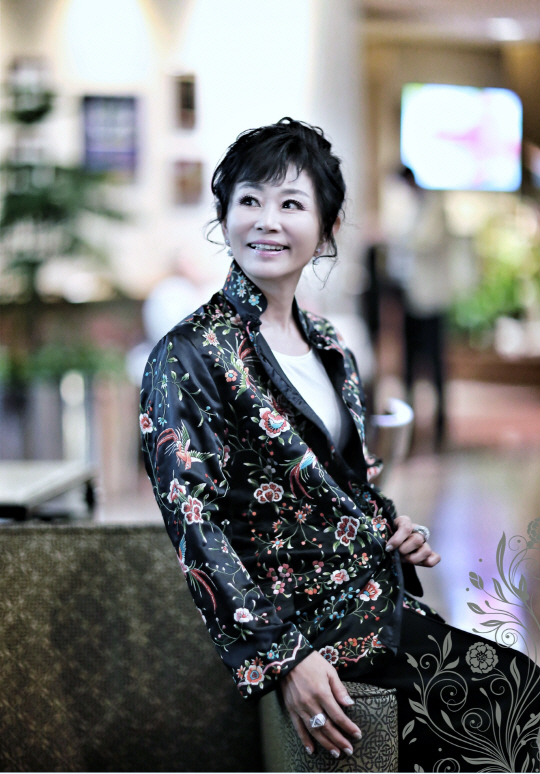 [인터뷰] 진미령 "트로트로 다시 찾은 전성기..母덕분이죠"