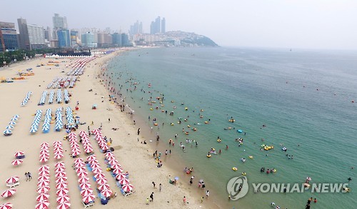 '때 이른 더위에 이른 피서…' 여름 휴양지 빨라진 손님맞이