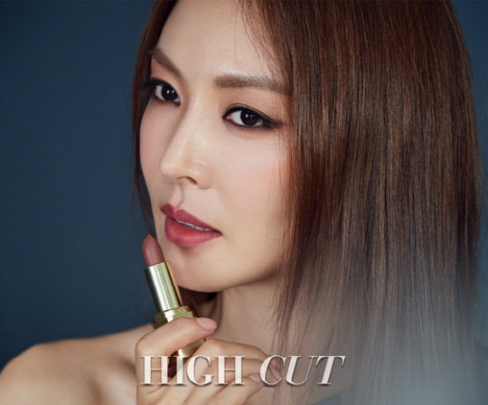 "우아 or 시크"…김소연, 반전의 여신 [화보]