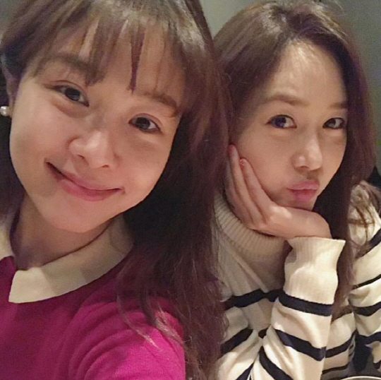 "민낯X수영복X절친"..옥주현 '미공개 사진' 대방출