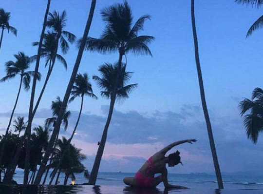 "민낯X수영복X절친"..옥주현 '미공개 사진' 대방출