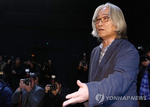 경찰 "이윤택 사건, 2013년 친고죄 폐지 전 범행도 처벌 가능"