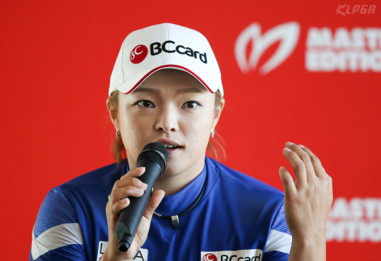[크리스LPGA챔피언십]장하나 3R 버디만 8개..2타차 단독선두