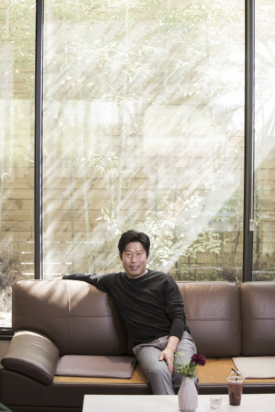 [인터뷰⑤]유해진 "부모님께 못된 애·속 썩이는 아들이었다"