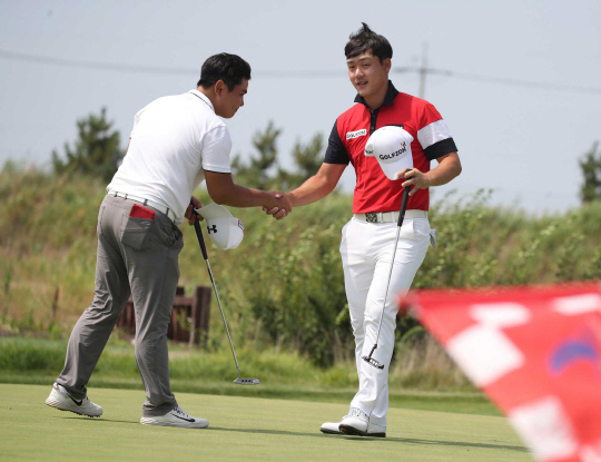 윤성호, KPGA 챌린지투어서 프로 데뷔 첫승.."코리안투어에서도 우승하겠다"