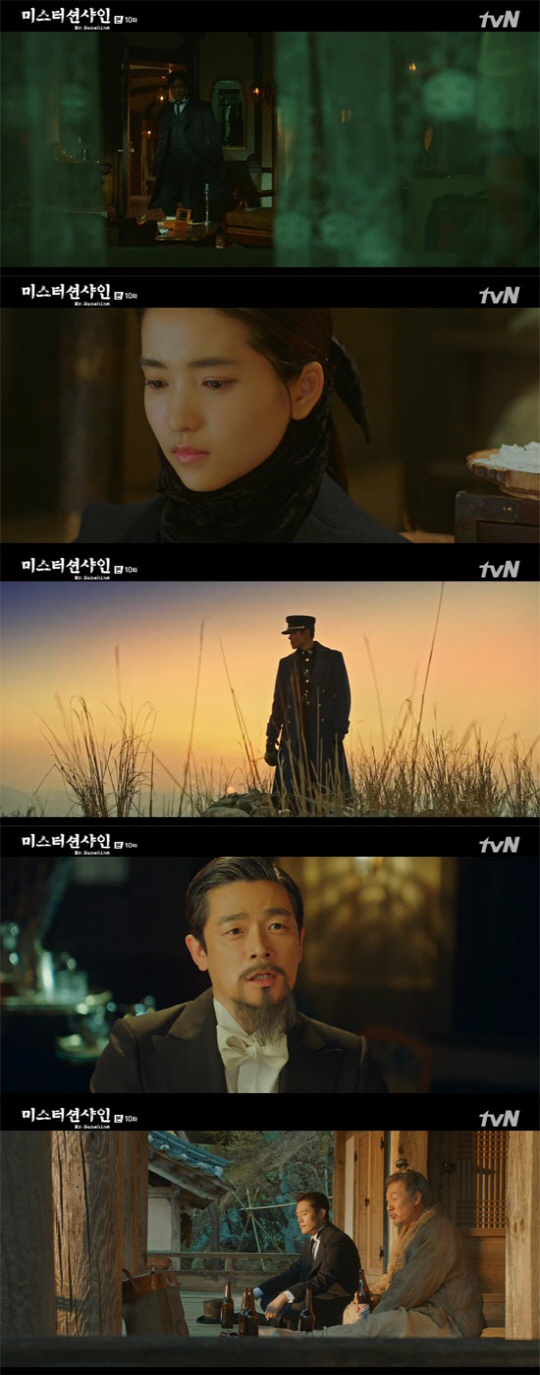 [종합]'미스터 선샤인' 이병헌, 김태리의 거절에 조선 밖으로 도망