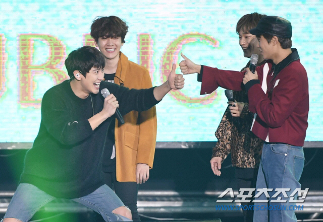 웃음과 감동의 무대 '그린 네이처 2019 EXO 팬 페스티벌'