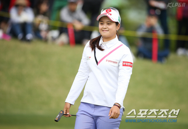 '눈물 펑펑' 최혜진 생애 첫 '메이저 퀸' 등극, 연장 접전 끝에 KPGA챔피언십 우승