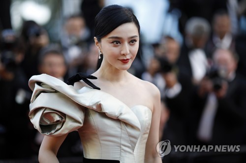 中 판빙빙, 남자관계 루머 흘린 네티즌에 승소…배상금 3천만원