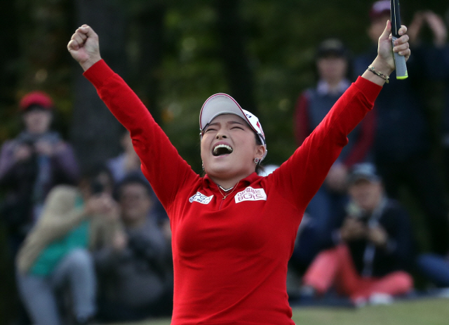 장하나, BMW챔피언십 연장승부 끝 LPGA 통산 5승째..고진영 올해의선수 확정