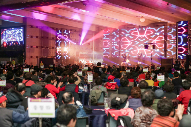 렛츠런 효 나눔 한마당 축제, 소외계층 어르신들에게 특별한 연말 추억 선사