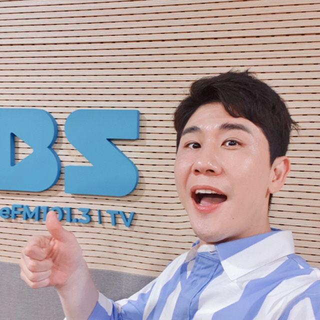 '허리케인' 영탁 "뇌경색 투병 중인 父, TV 나오는 내 모습 보며 건강 호전…소원 이뤄졌다"[종합]