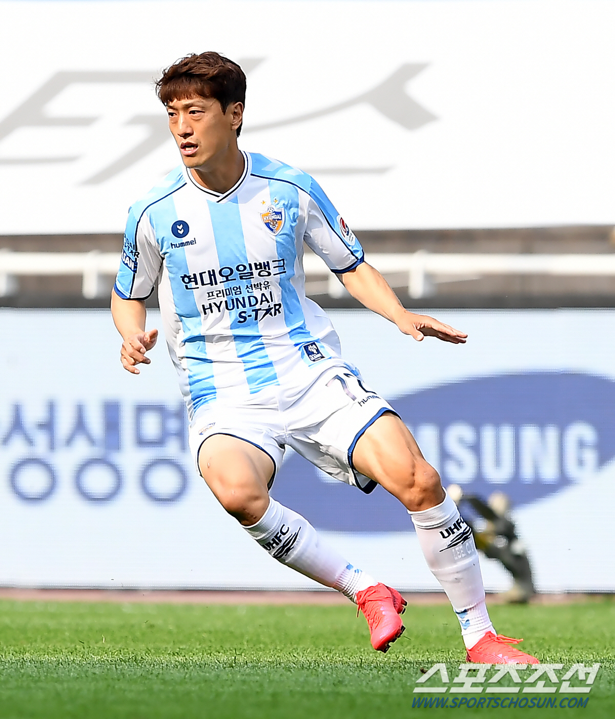 2020 K리그1 수원 삼성과 울산 현대의 경기가 17일 수원월드컵경기장에서 열렸다. 울산 이청용. 수원=박재만 기자 pjm@sportschosun.com/2020.05.17/