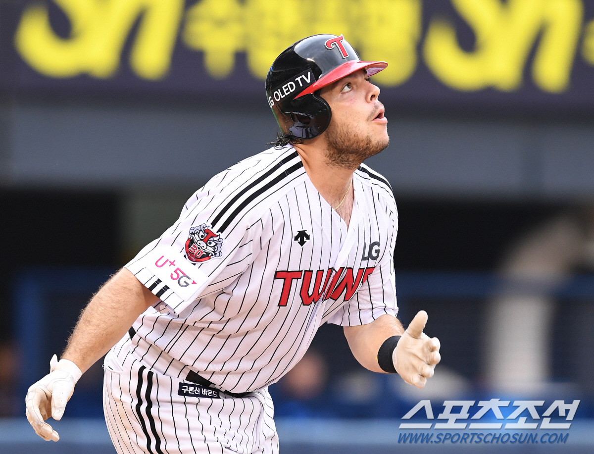 8월 1일 서울 잠실야구장에서 KBO리그 LG와 한화의 경기가 열렸다. 타격에 임하고 있는 라모스. 잠실=송정헌 기자 songs@sportschosun.com/2020.08.01/