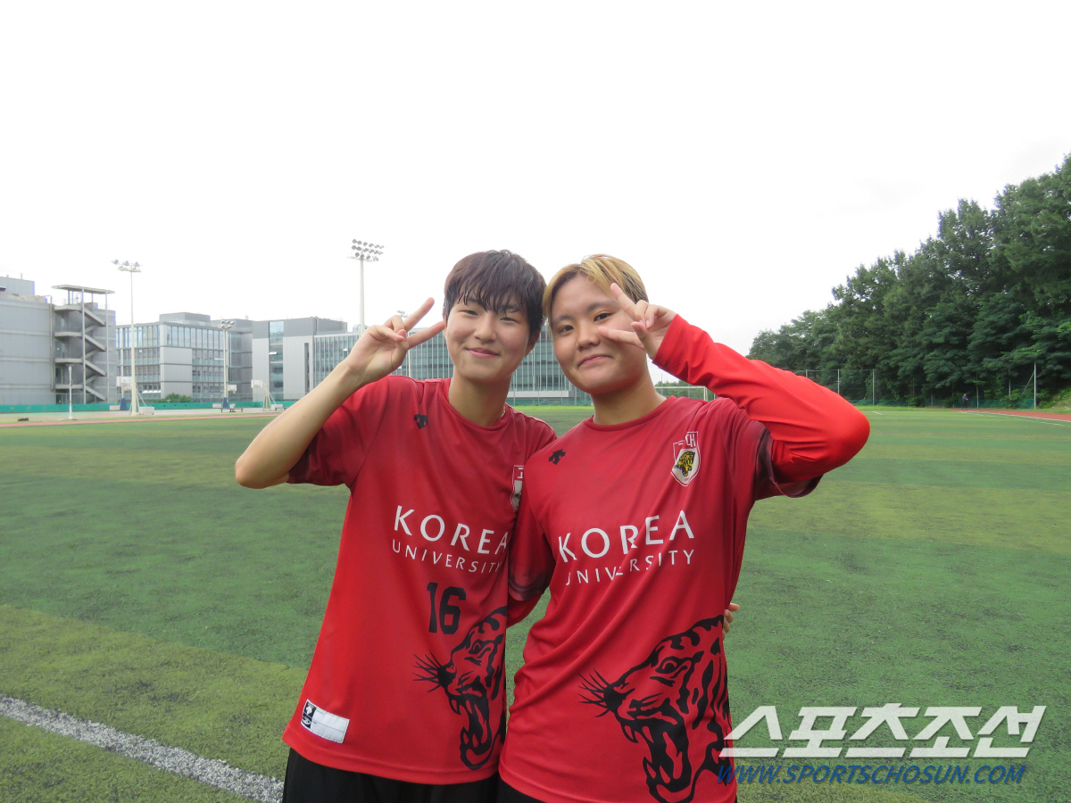 '예쁜나이 스무살' 고려대 여축★ 강지우X조미진 "우승만큼 멋진 과정 보여줄래요"[현장인터뷰]