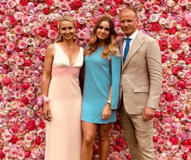 데니스 베르캄프의 가족 캡처=에스텔레 베르캄프 인스타그램