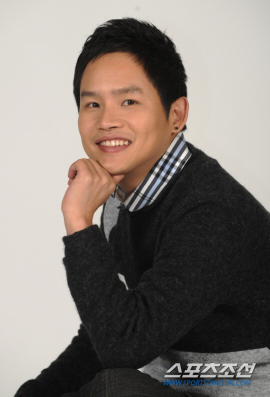 [단독] 개그맨 김형인 "불법도박장 운영? 오히려 공갈 협박 당했다" 주장 (인터뷰)