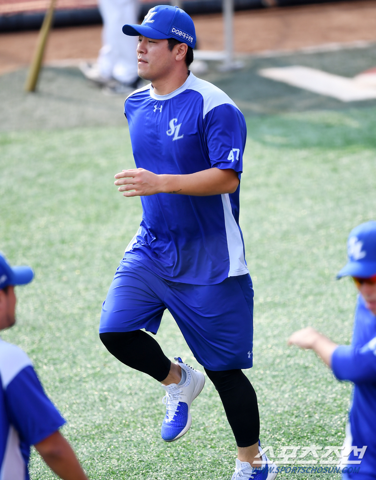 2020 KBO리그 KT 위즈와 삼성 라이온즈의 경기가 15일 수원KT위즈파크에서 열린다. 삼성 강민호가 몸을 풀고 있다. 수원=박재만 기자 pjm@sportschosun.com/2020.09.15/