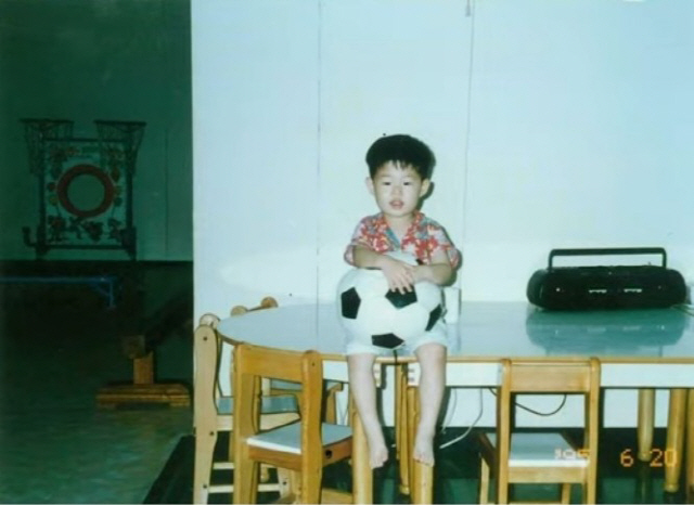 "취향저격" 손흥민 휴대폰속 최근 사진5장&플레이리스트 5곡 #패밀리맨#BTS#블랙배경화면