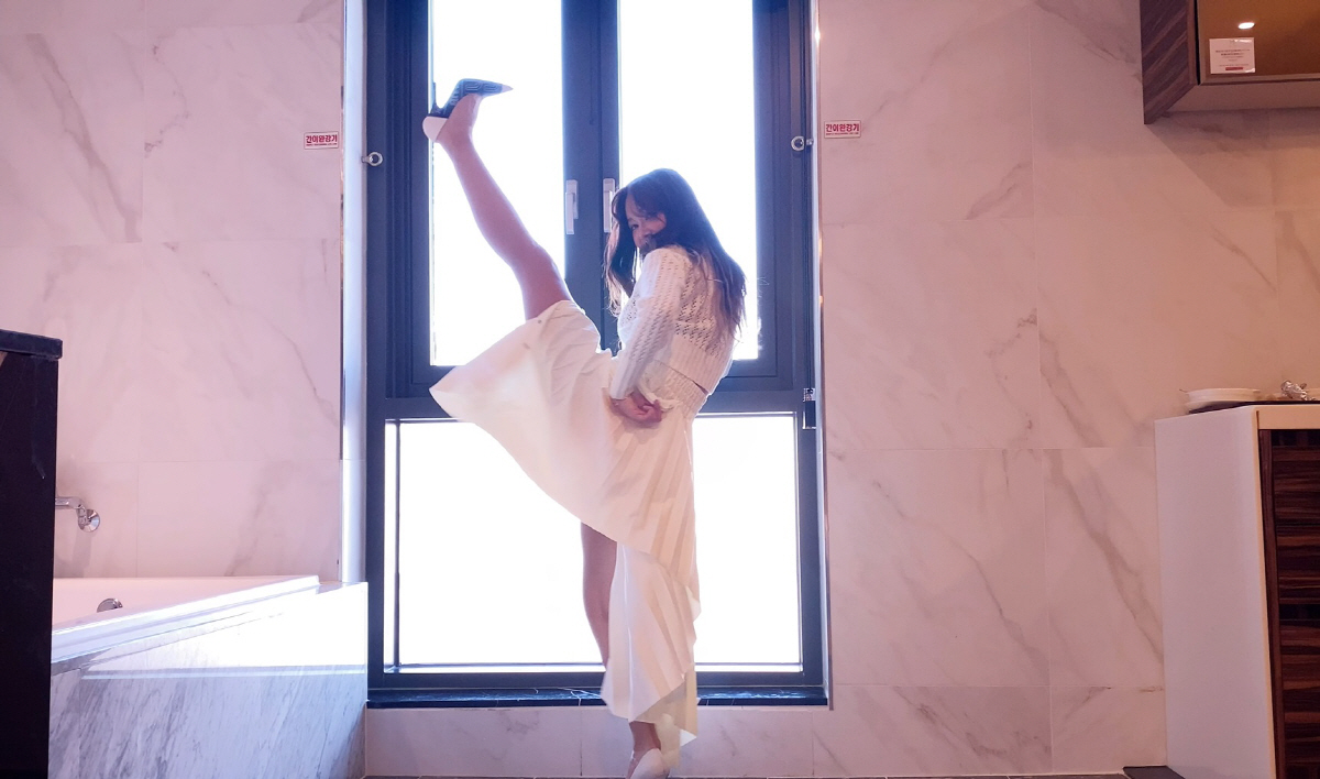 배우 겸 크리에이터 김선영. 사진제공=섹시 엘프(Sexy Elf)