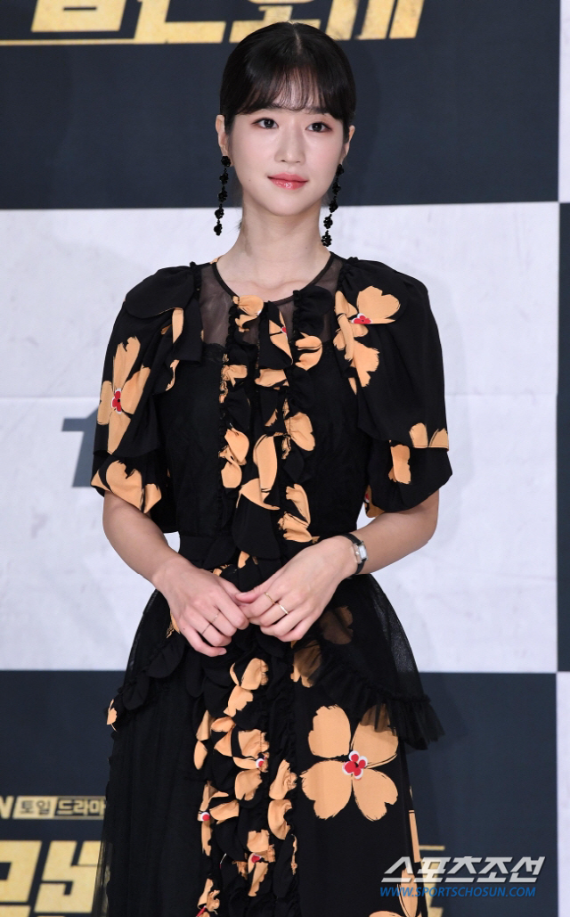 서예지, 200억 대작 '아일랜드' 출연 무산→백상 인기투표는 1위 "여전히 침묵" [종합]