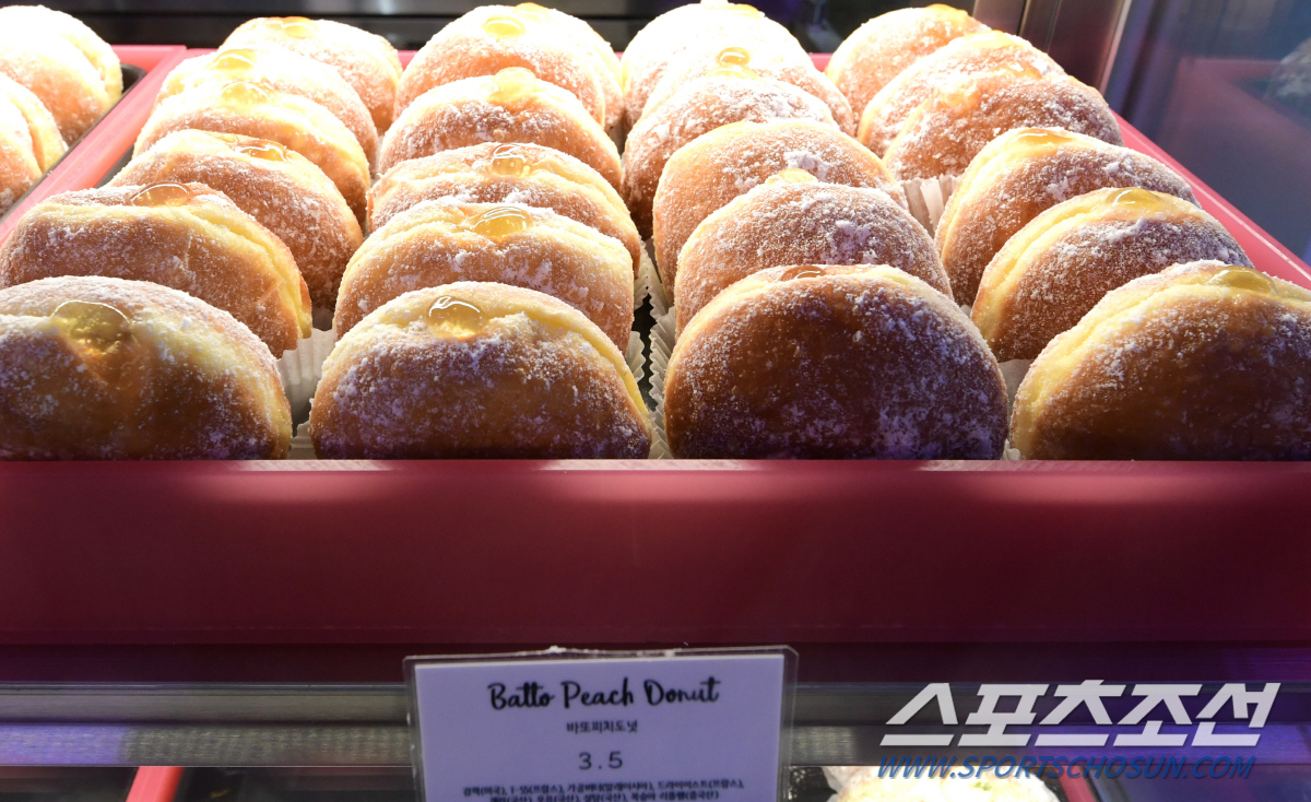 피치스 도원이 대중성을 가미하기 위해 입점시킨 디저트 카페 체인 노티드도넛. 정재근 기자 cjg@sportschosun.com
