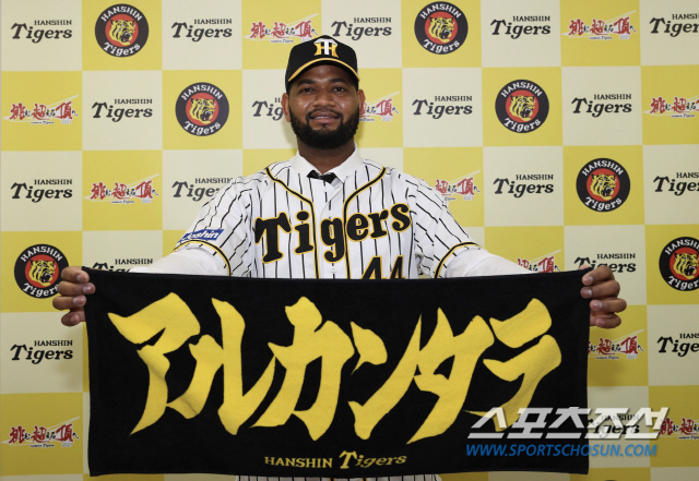 KBO 20승 투수, 일본 선발 자리 못잡고 결국 불펜 투수로 보직 변경