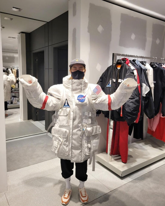 ‘44kg’ 송가인, 체구 얼마나 작으면 재킷에 쏙..살 빠지고 포켓걸됐네