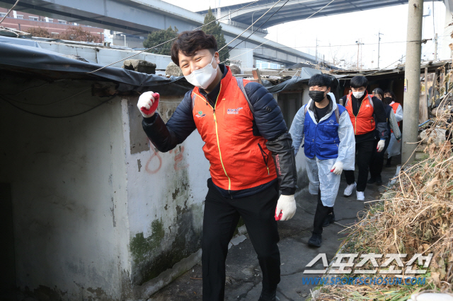 <경륜> 3.65㎏의 온정, '사랑의 연탄 나눔'으로 이웃과 따뜻한 겨울나기에 나서