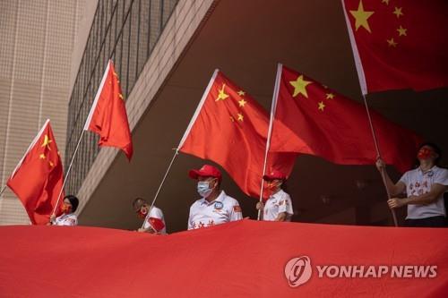 홍위병의 부활?…지식인·기업 공격하는 中 극좌 논객들