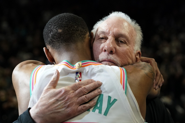 '승리를 위해 기록이 존재한다' NBA 최고 명장 그렉 포포비치 NBA 역대 정규리그 최다승 기록 작성