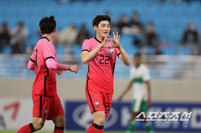 [U19친선] 5분당 1골, 한국 U19 대표팀, 인도네시아 '골쭐냈다'. 전반 3-1 리드