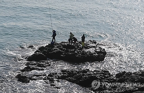 "포획금지 어종 잡지 마세요" 강원도, 불법 어로행위 특별단속