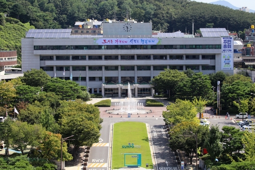 군포시 중앙도서관, 한부모 가족 위한 무료도서택배서비스 운영
