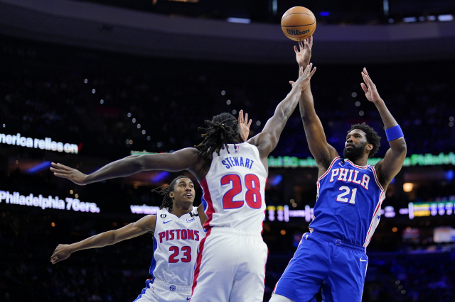 NBA 전반기 포지션별 최고 선수는? 커리-돈치치 올스타 스타팅 멤버 유력