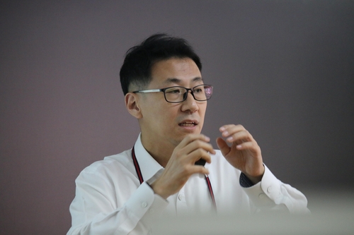 전통주 개발 15년 '술박사' 이대형 연구사가 쓴 '우리술 이야기'