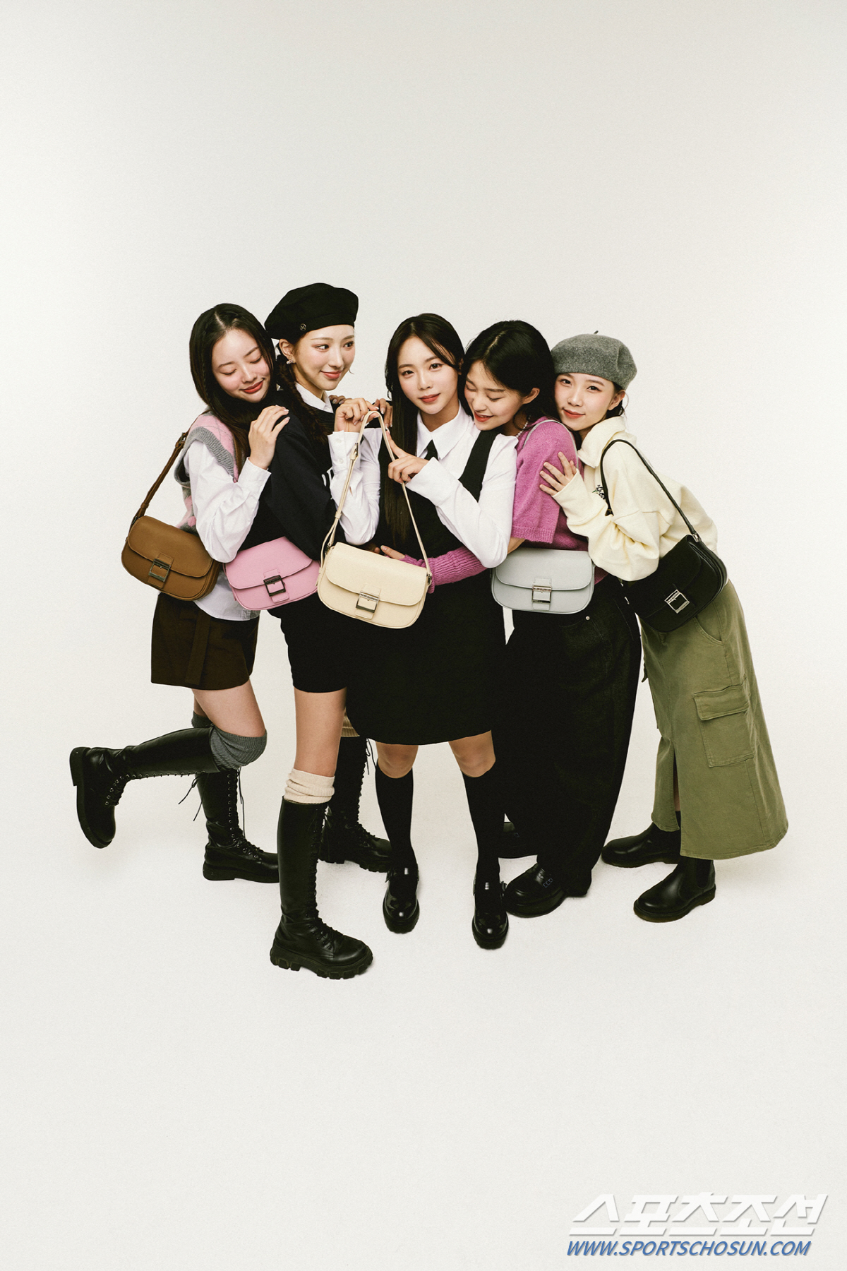 LF 질바이질스튜어트, 서포터즈 2기와 함께한 신학기 화보 공개