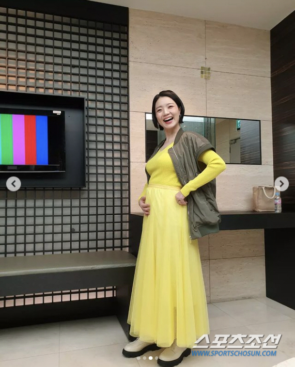 '7월 출산' 안영미, 헐렁 드레스로도 감춰지지 않는 배…이지혜 "영미가…