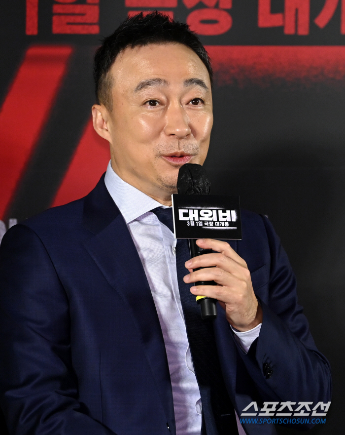 '대외비' 이성민 "조진웅과 연기하는 일, 늘 설레는 마음"