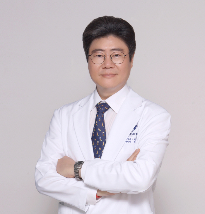 나도 모르게 '실례' 요실금, 원인과 치료는?