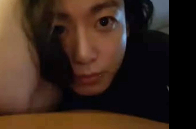 '머리 긴' 정국X뷔, BTS 기습 합방 100만명 운집 '글로벌 난리'…