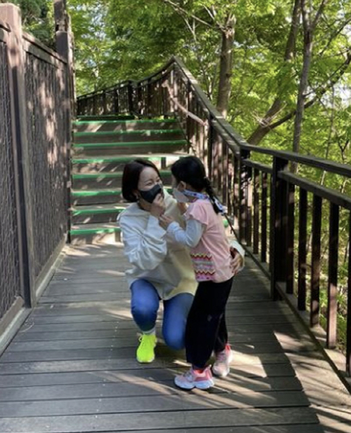 '정석원♥' 백지영 딸, 대대로 물려 받은 DNA "내 사랑 꼬불꼬불"
