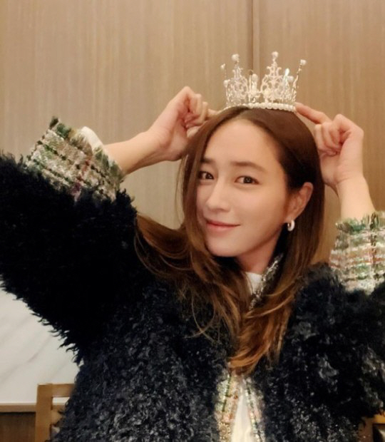 '이병헌♥'이민정, 머리에 왕관 쓰니 '공주 그 잡채'였네